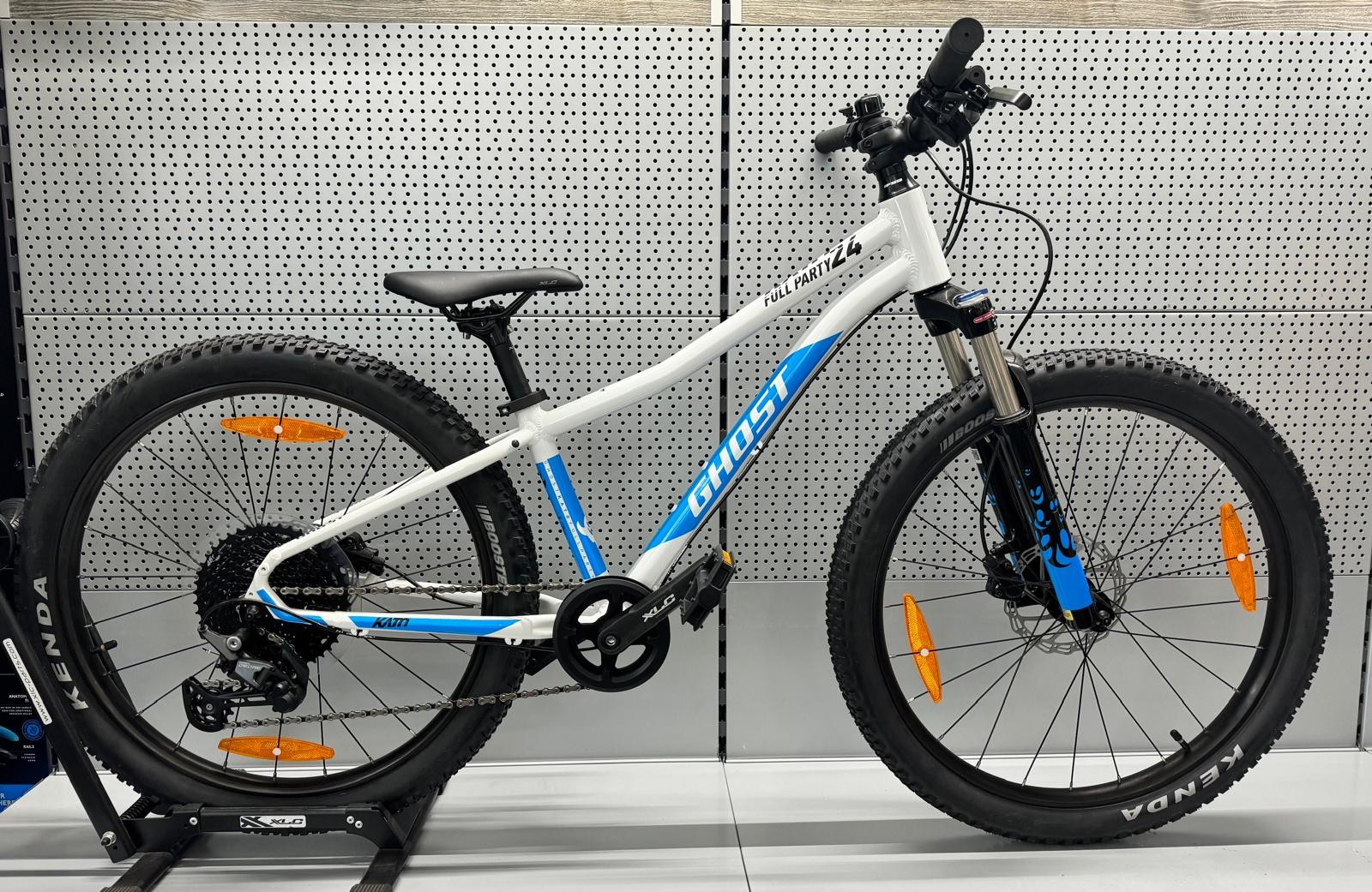 bicicleta-ni-o-ghost-kato-24-full-party-blanco-azul